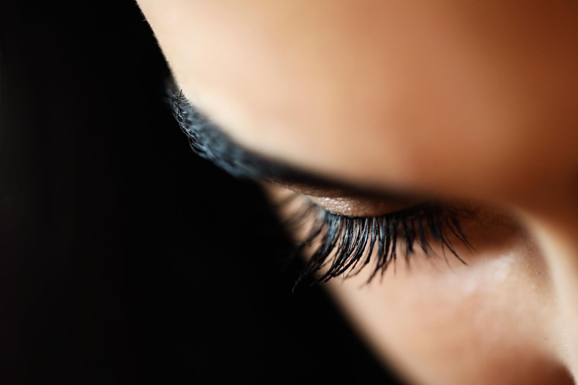 Well-Groomed Woman, Eyebrows and Eyelashes, Makeup Detail